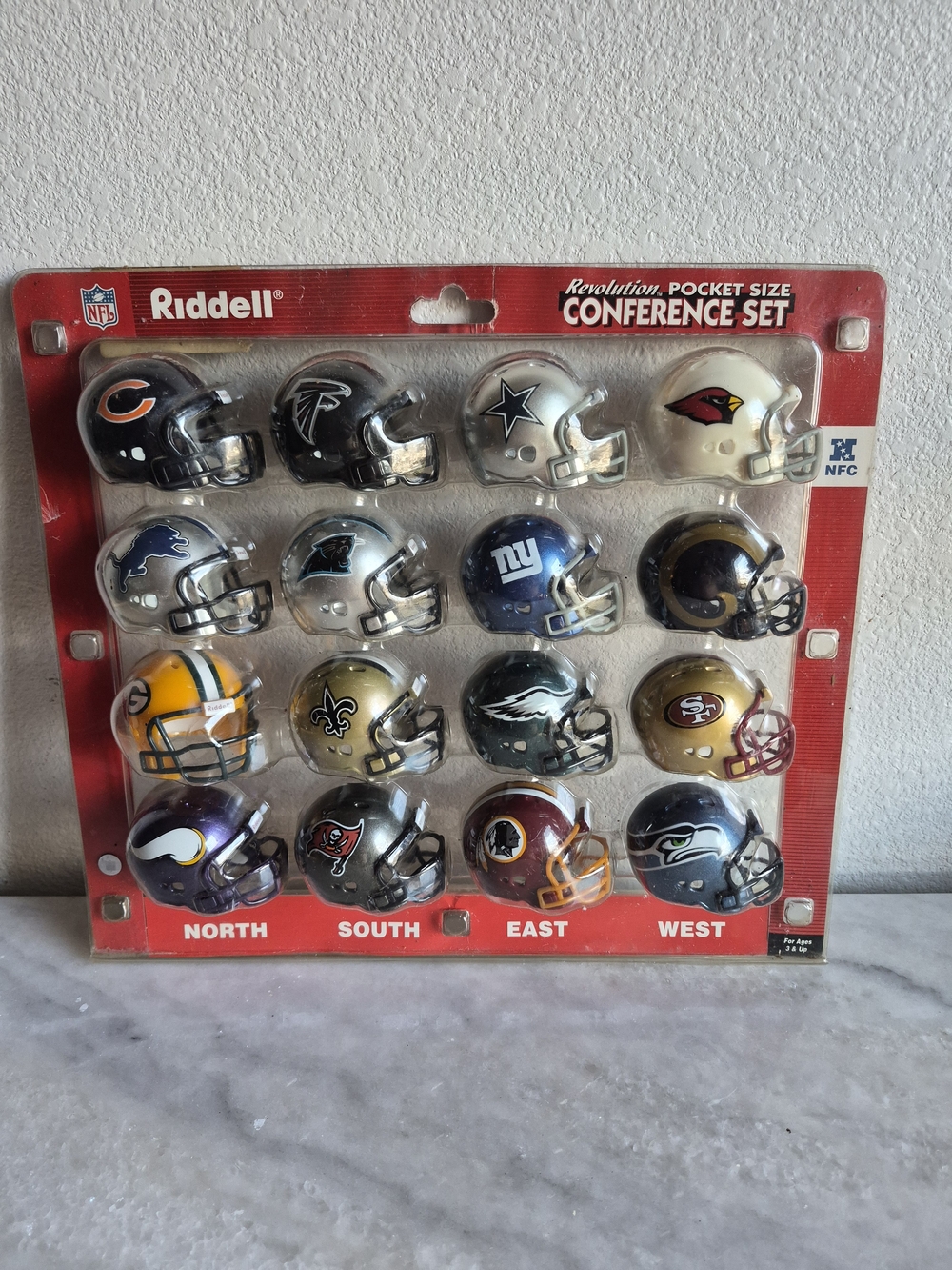 2010 Riddell NFL Conference Set NFC Pocket Size Helmets Set Of 16